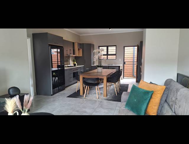 3 BEDROOM SECTIONAL TITLE FOR SALE IN BOARDWALK VILLAS